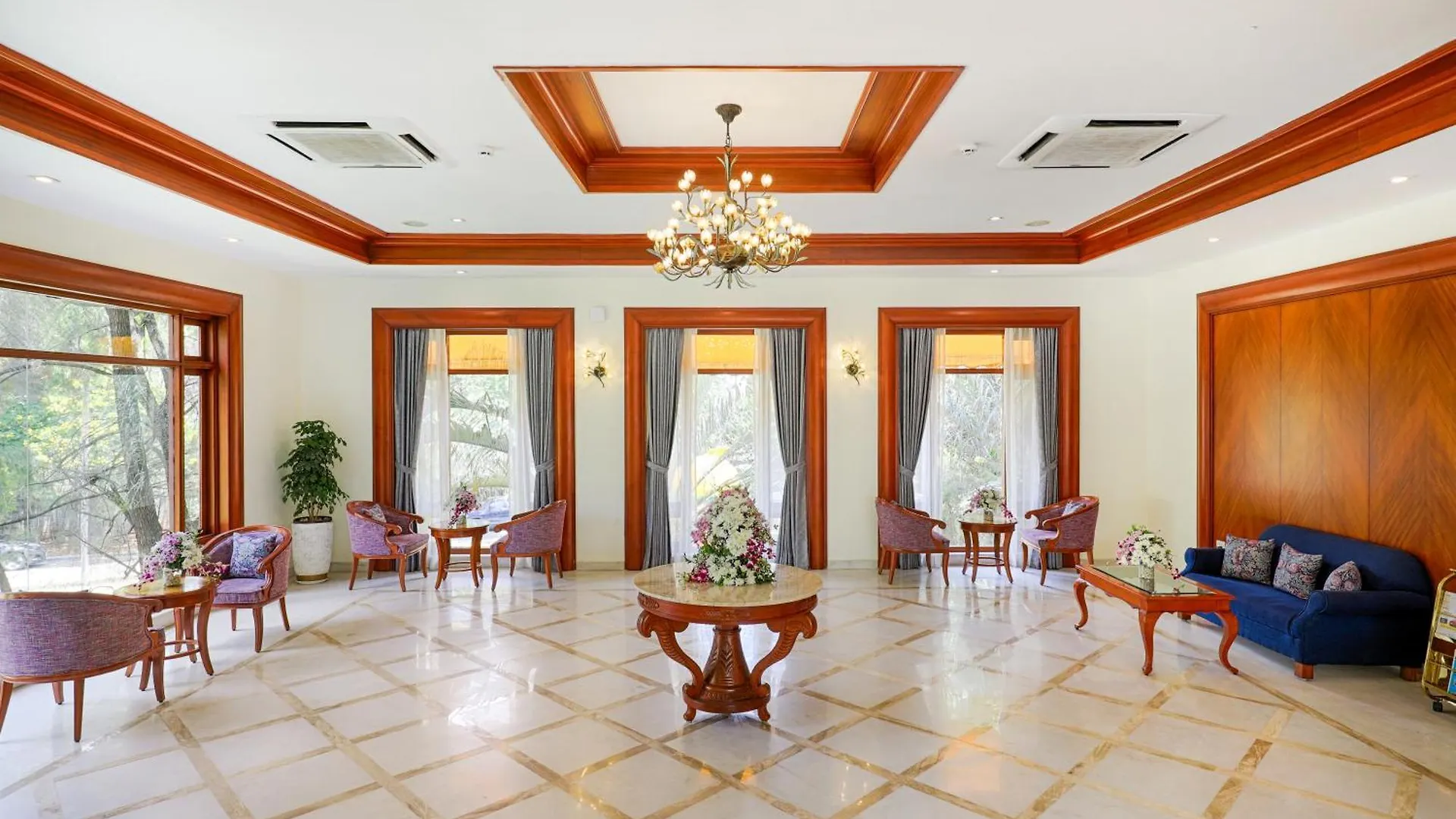 Resort Club Mahindra Golden Landmark, Mysuru
