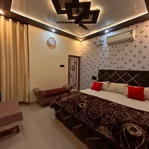 Temple Town Homes Assi Ghat Hostel Varanasi