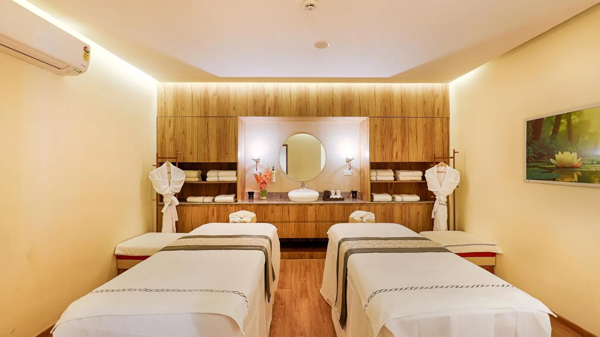 Resort Club Mahindra Golden Landmark, Mysuru