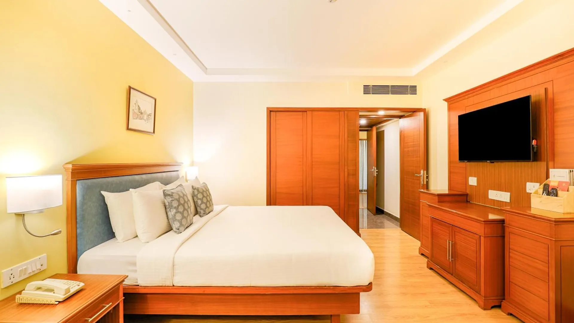 Resort Club Mahindra Golden Landmark, Mysuru